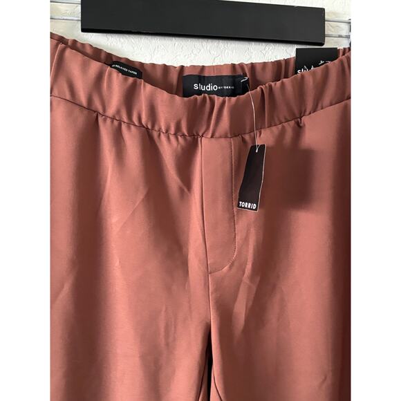 NWT Torrid Women's Pull-On Relaxed Taper Pants Brown Size 0X - Picture 5 of 8